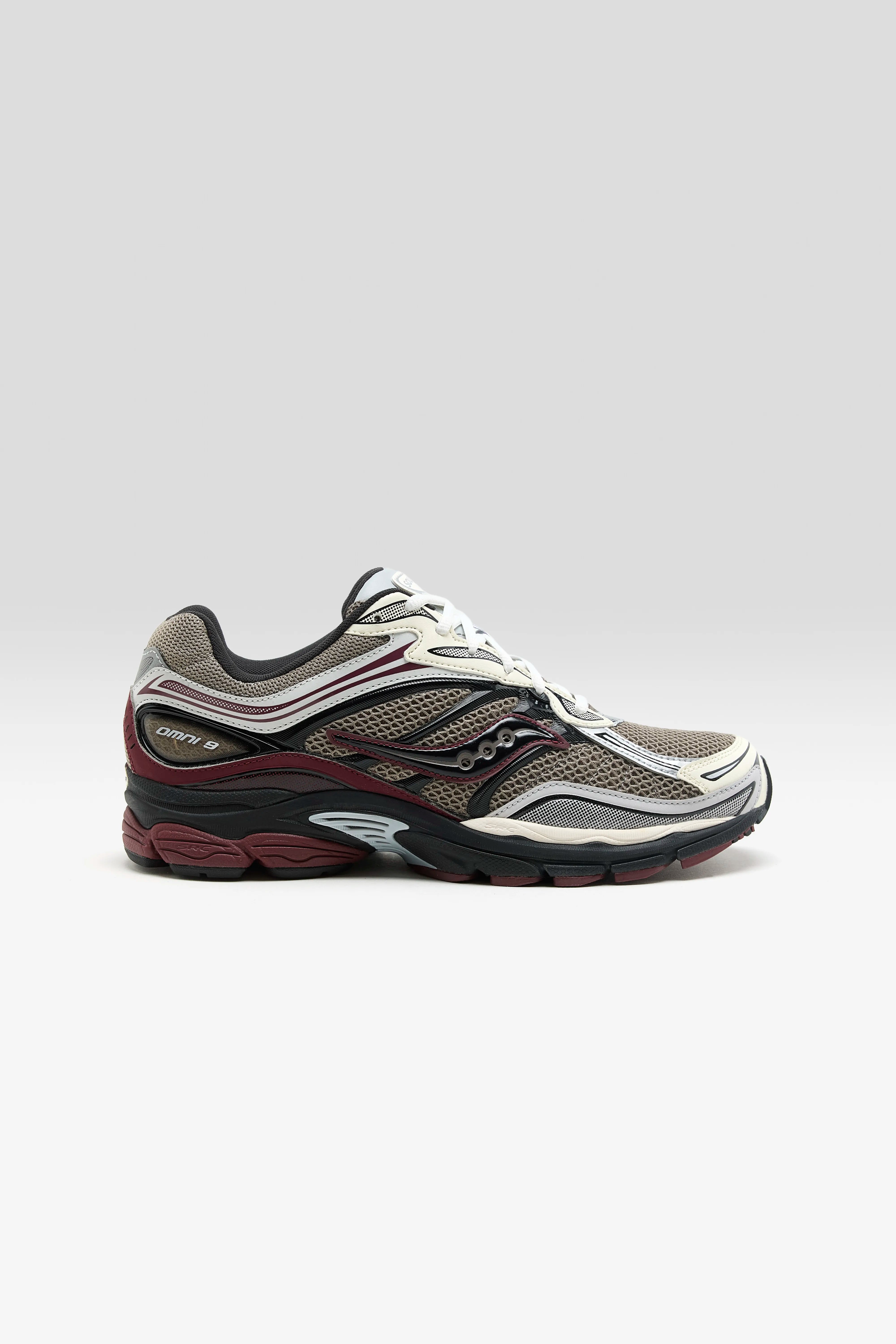 ProGrid Omni 9 TMY for Men  (252 / M / RED)