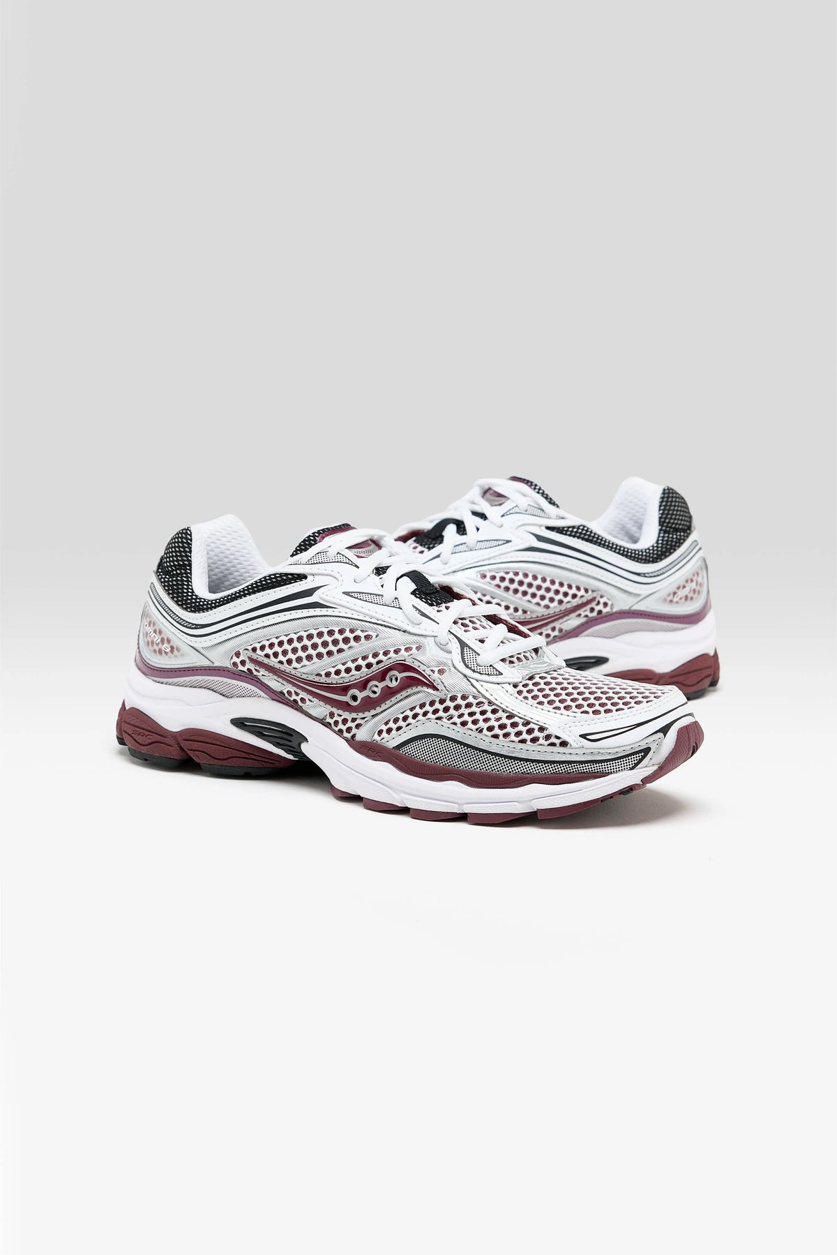 Progrid Omni 9 OG for Men  (262 / M / BROWN)