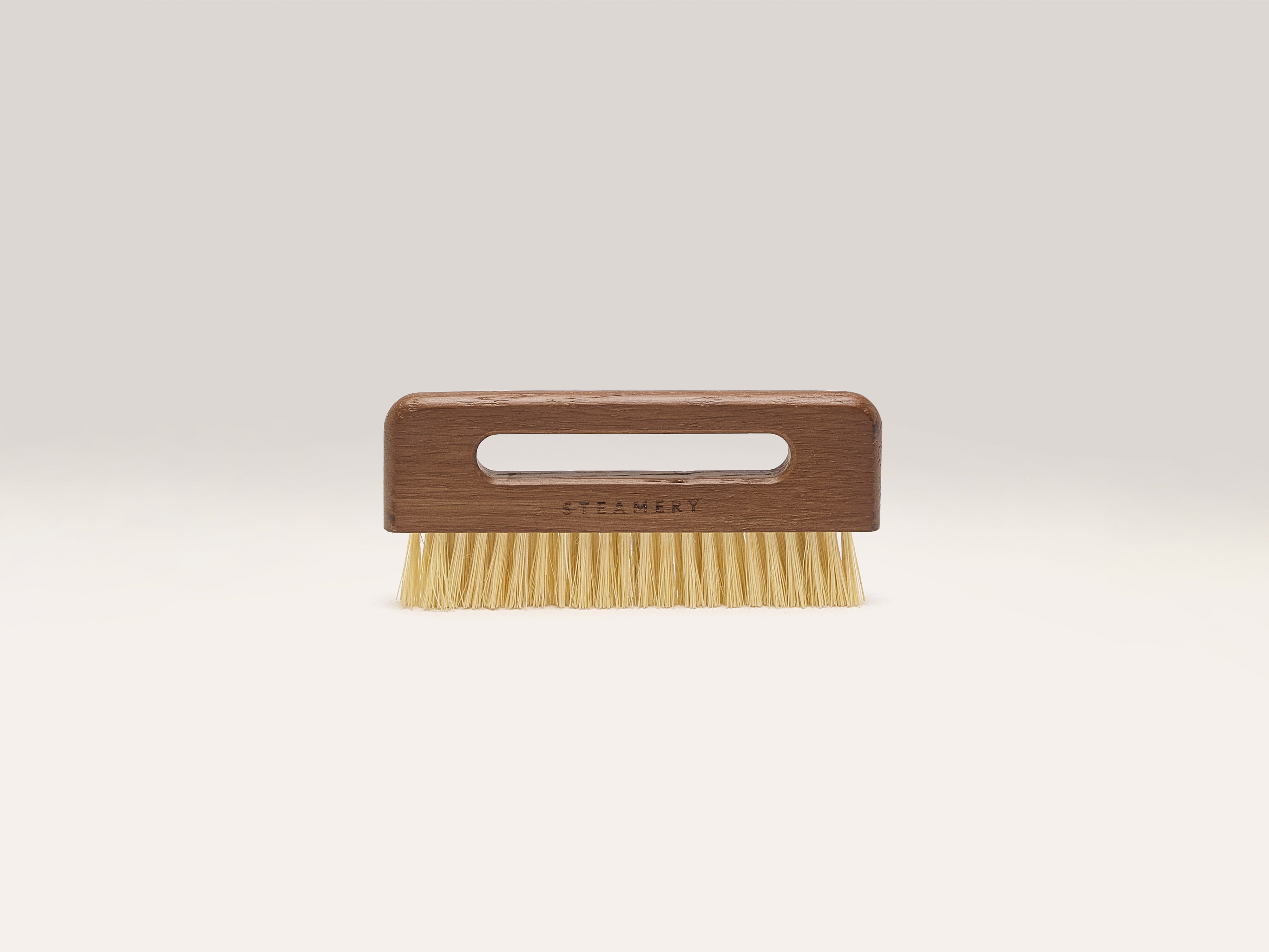 Brosse de Poche (242 / W / BROWN)