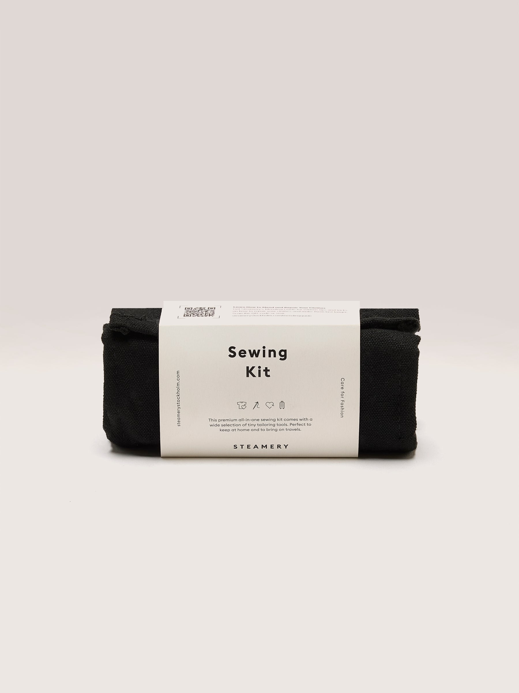 Sewing Kit (242 / W / BLACK)