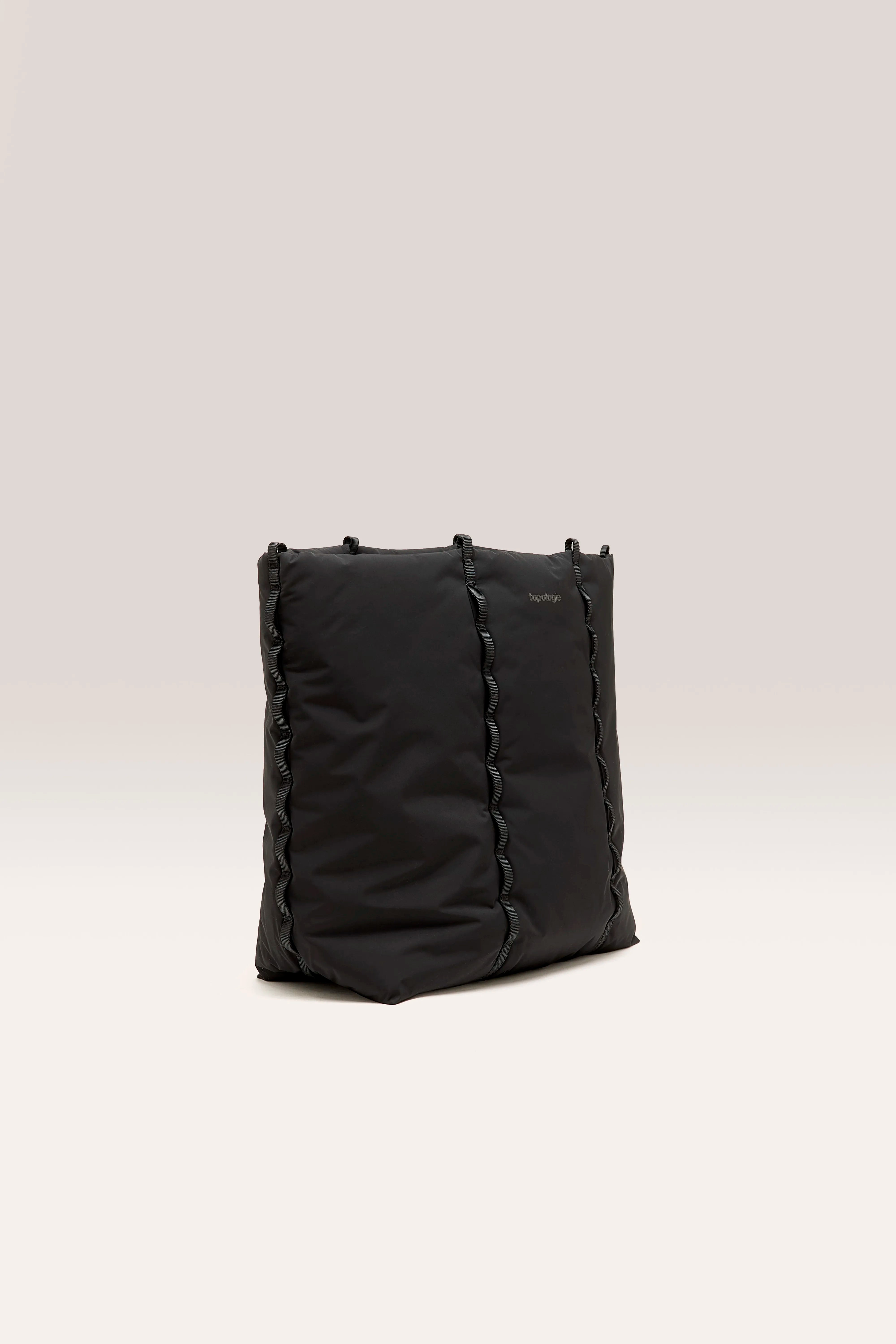 Cloud Tote (242 / W / BLACK)