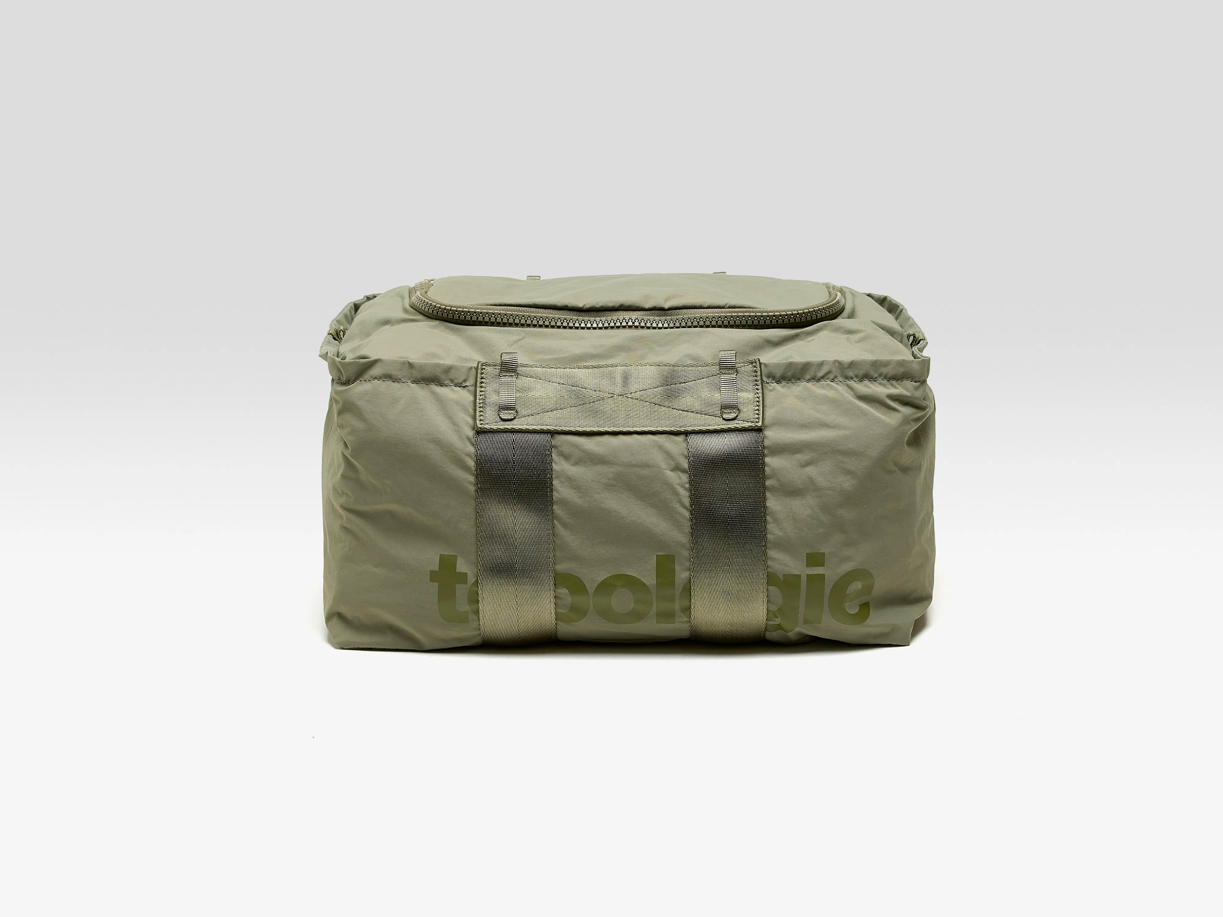 Summit Duffle Medium  (251 / W / KAKI)