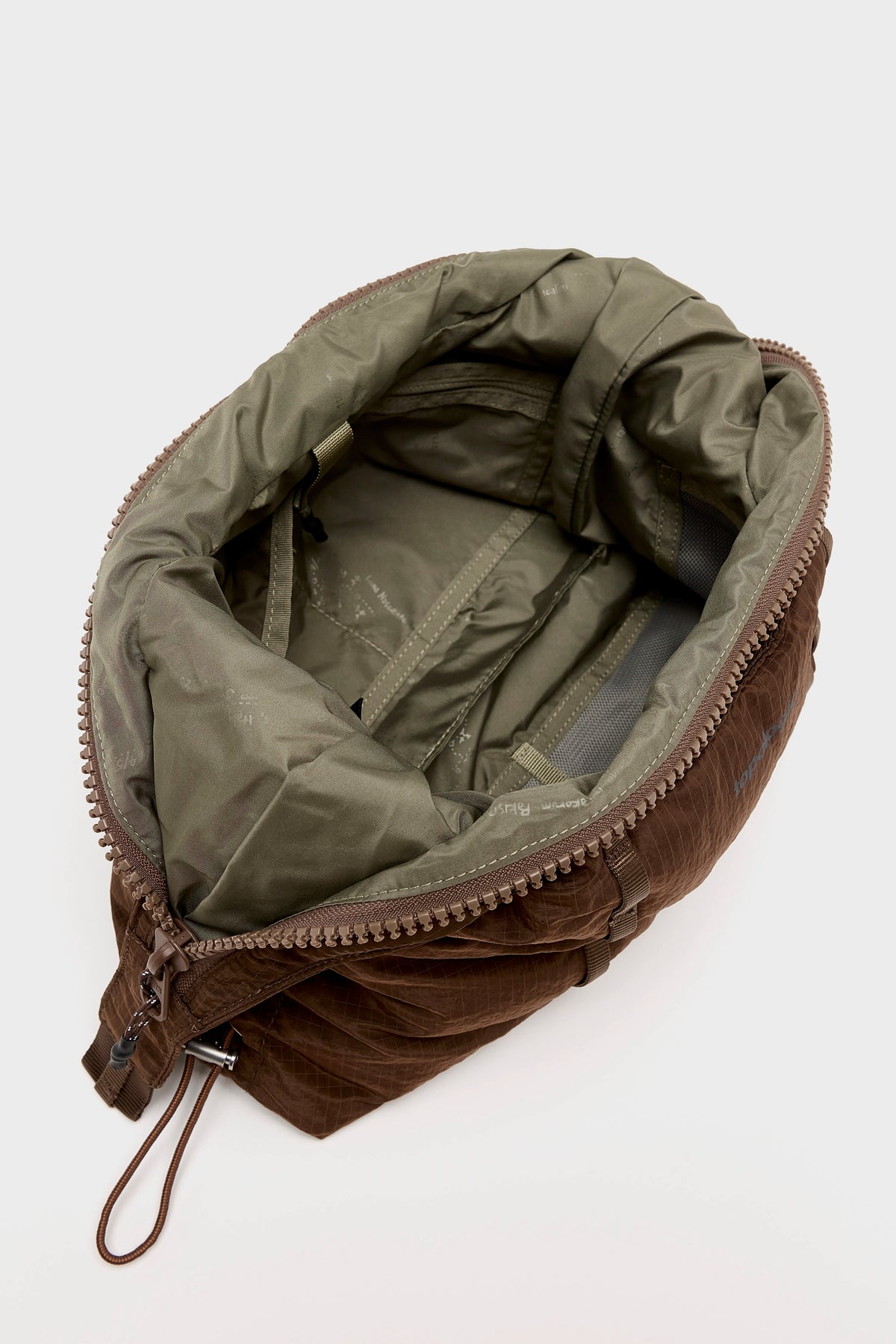 Cloud Hobo Small Bag (262 / W / COCOA)