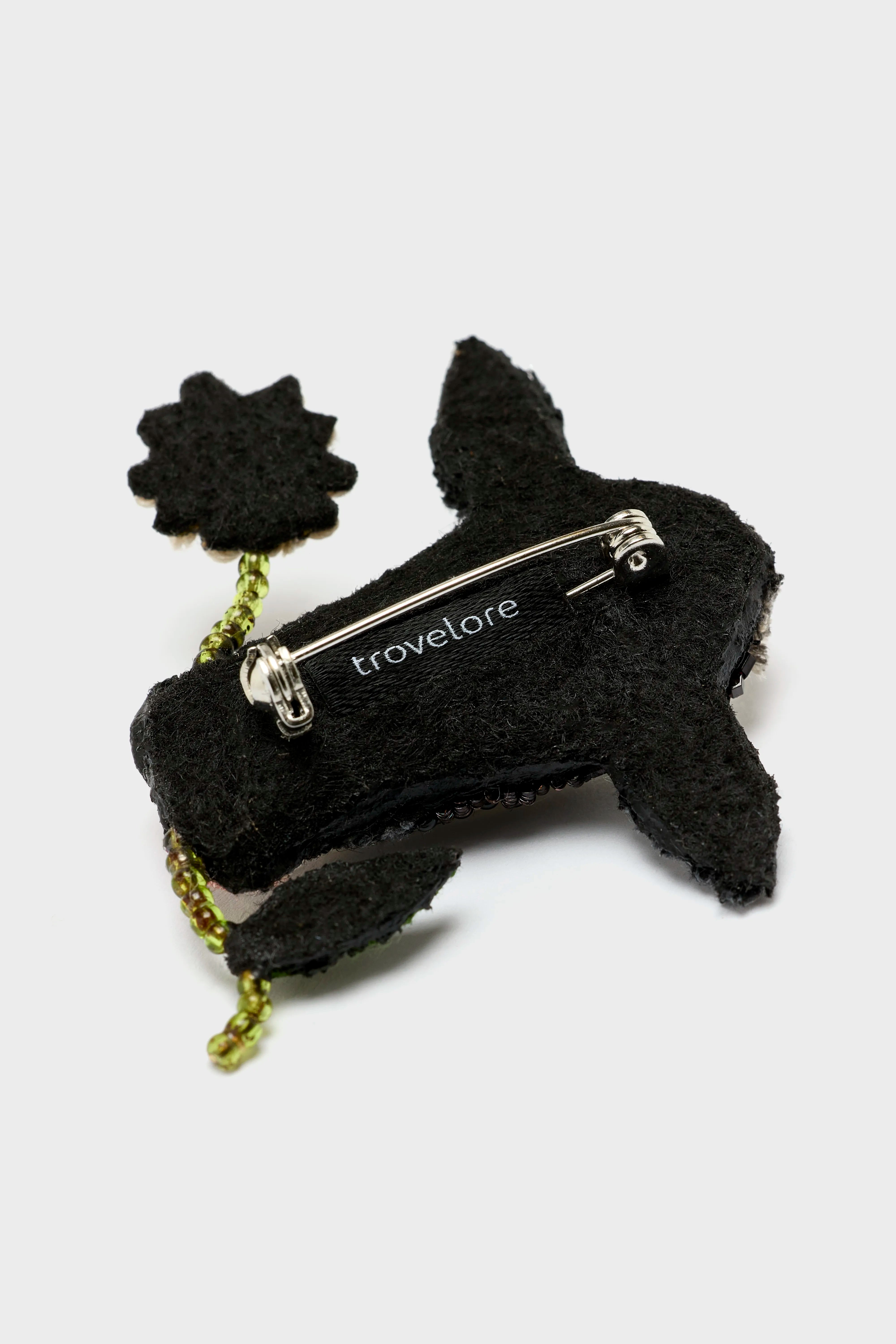 Happy Cow Brooch (241 / W / MULTICOLOR)