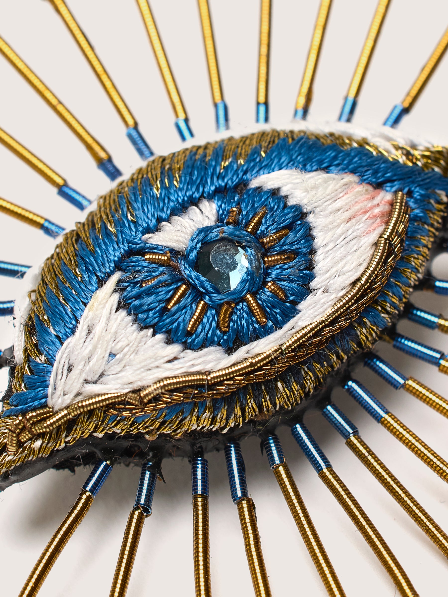 Sea Mystic Eye Broche (242 / W / BLUE)