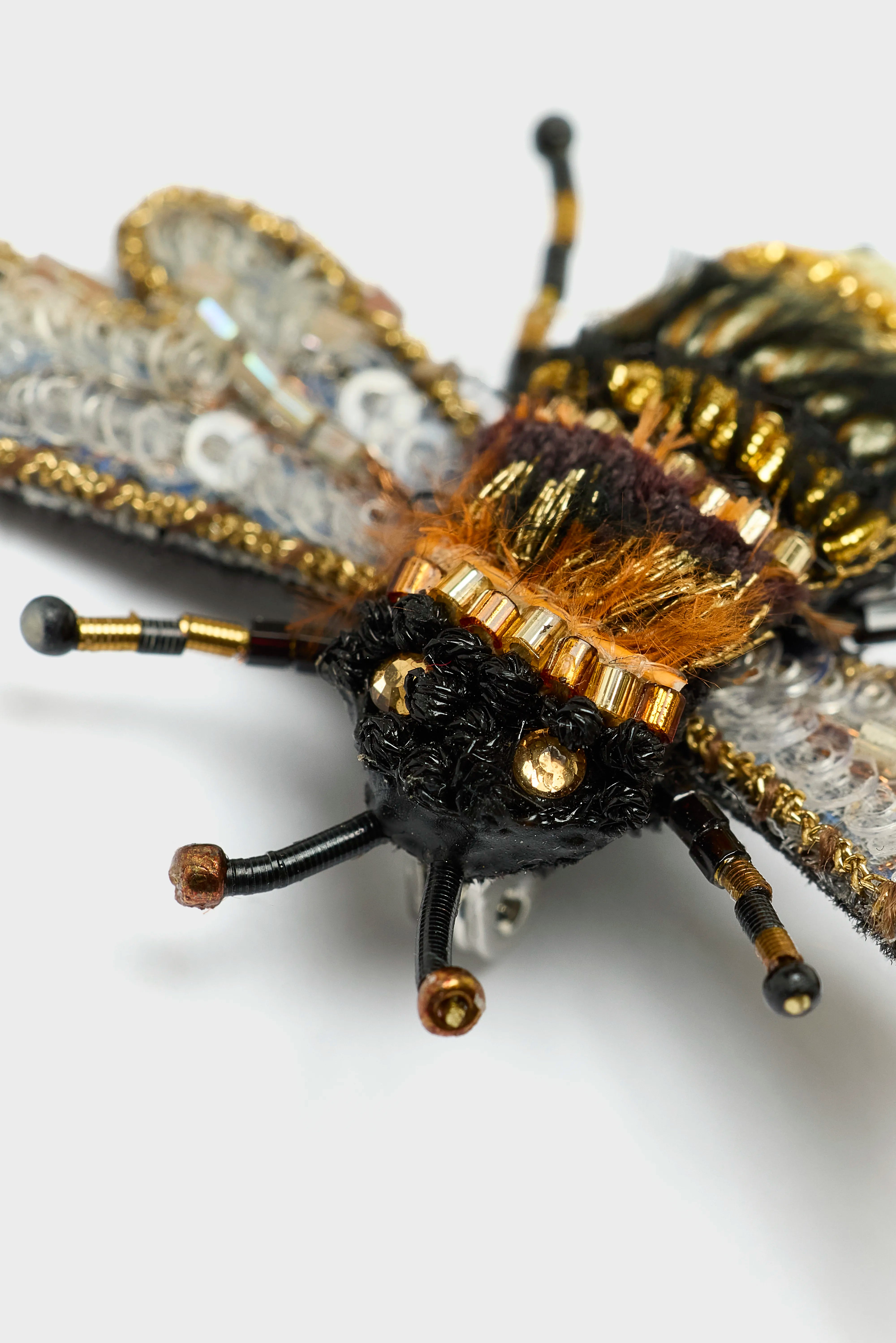 Humble Bee Brooch  (251 / W / MULTICOLOR)