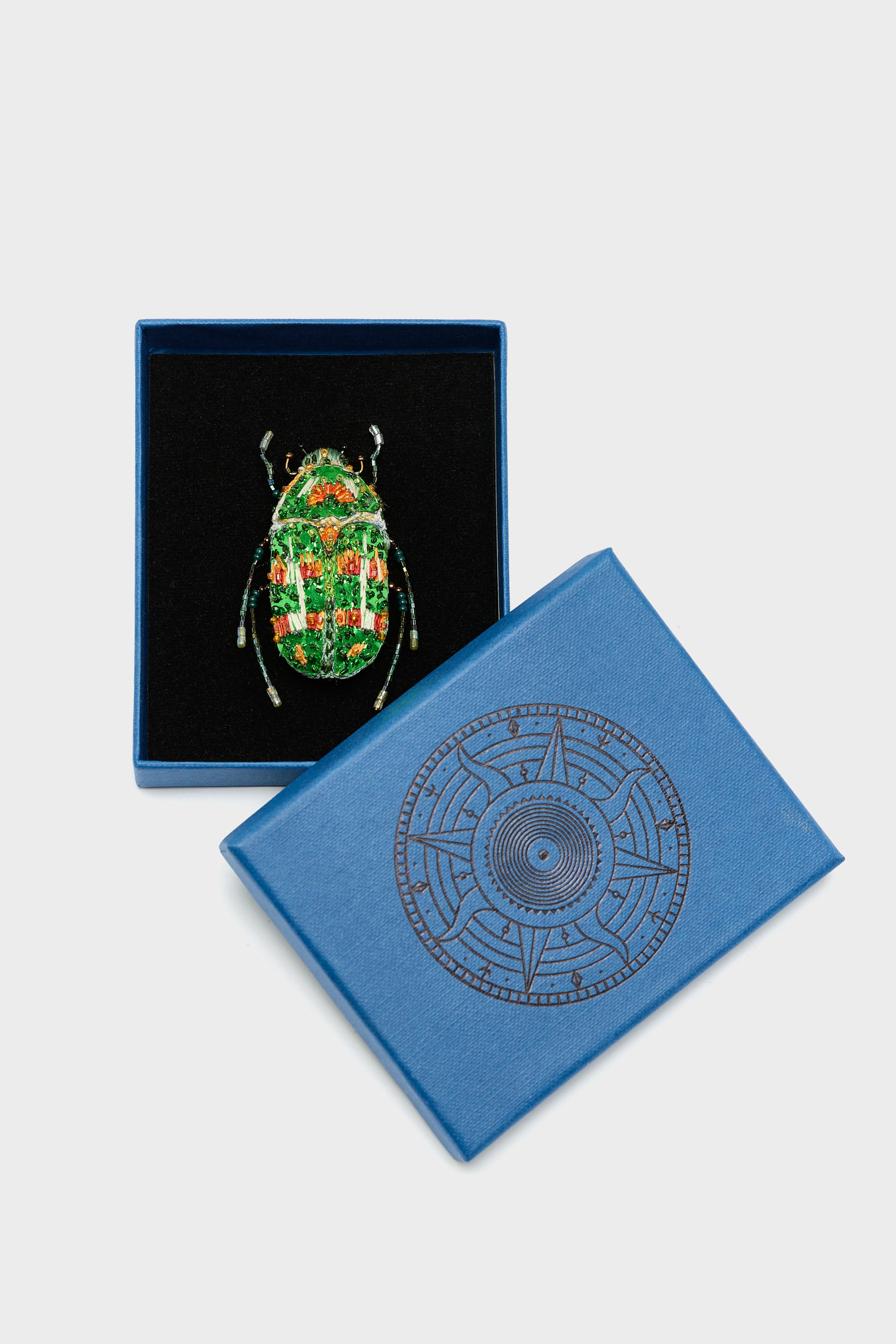 Broche Rainbow Flower Beetle Pour Femme | Bellerose