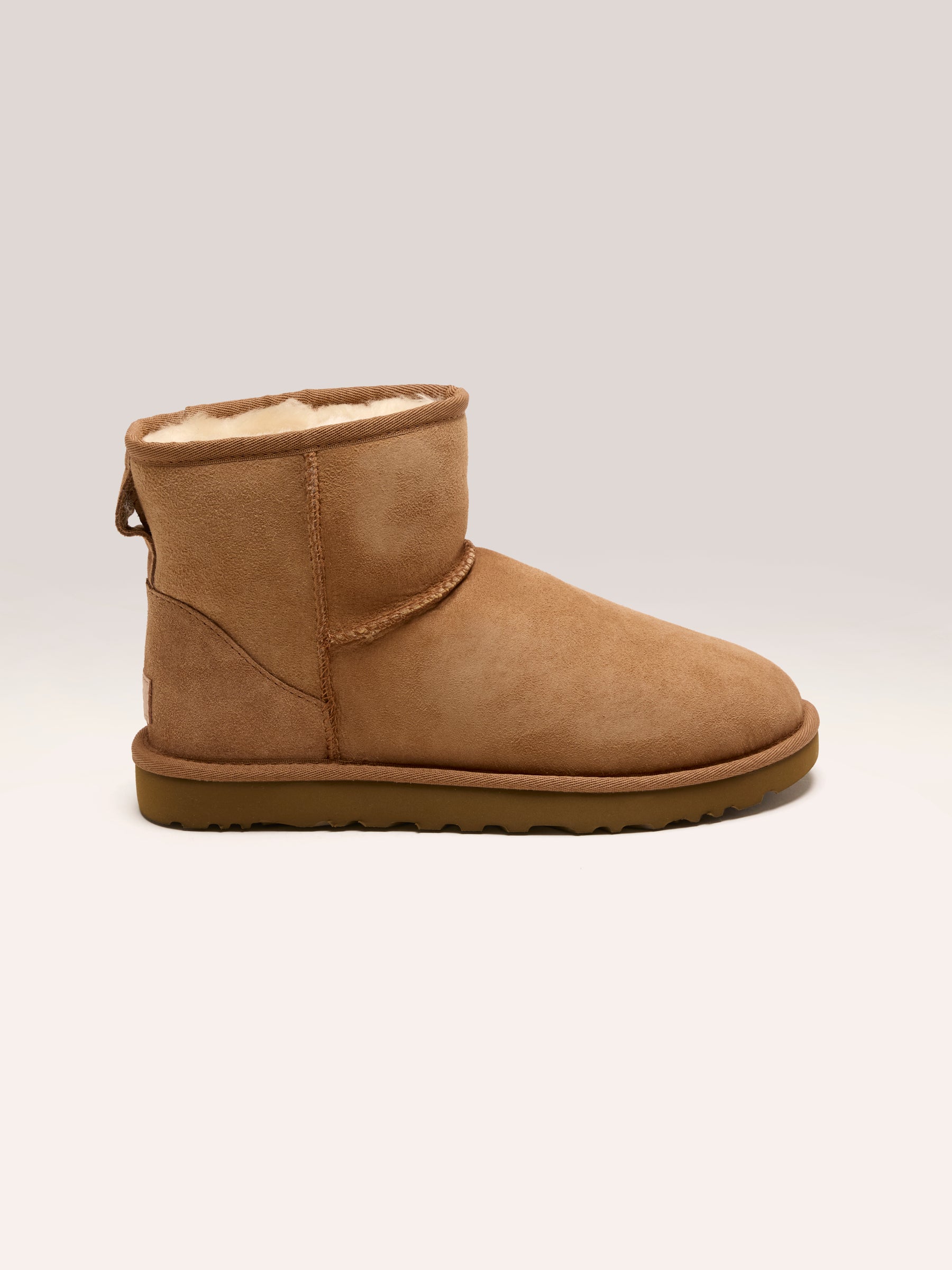 Classic Mini Ii Boots For Women (242 / W / CHESTNUT)