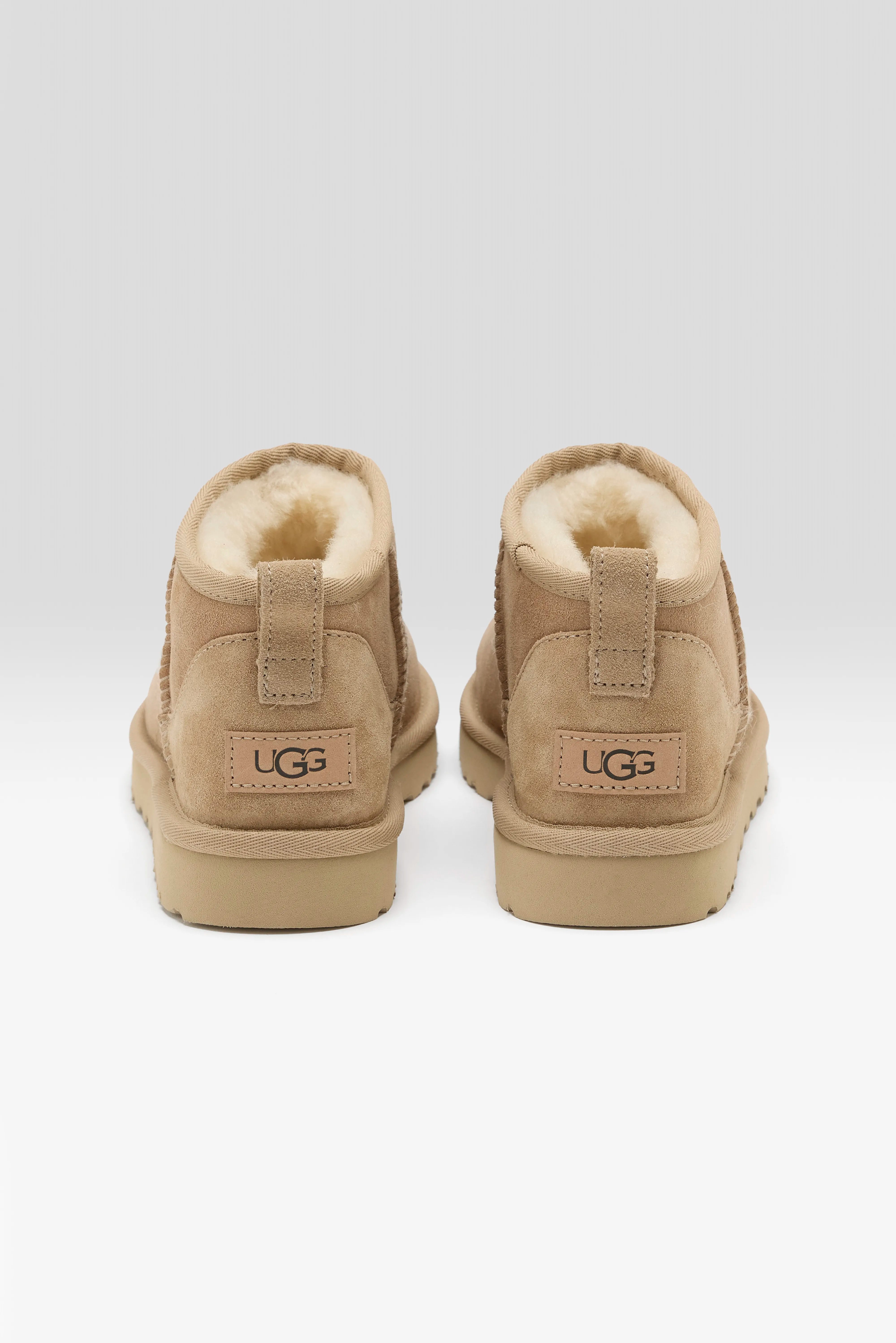 Classic Ultra Mini Boots voor Vrouwen (242 / W / SAND)
