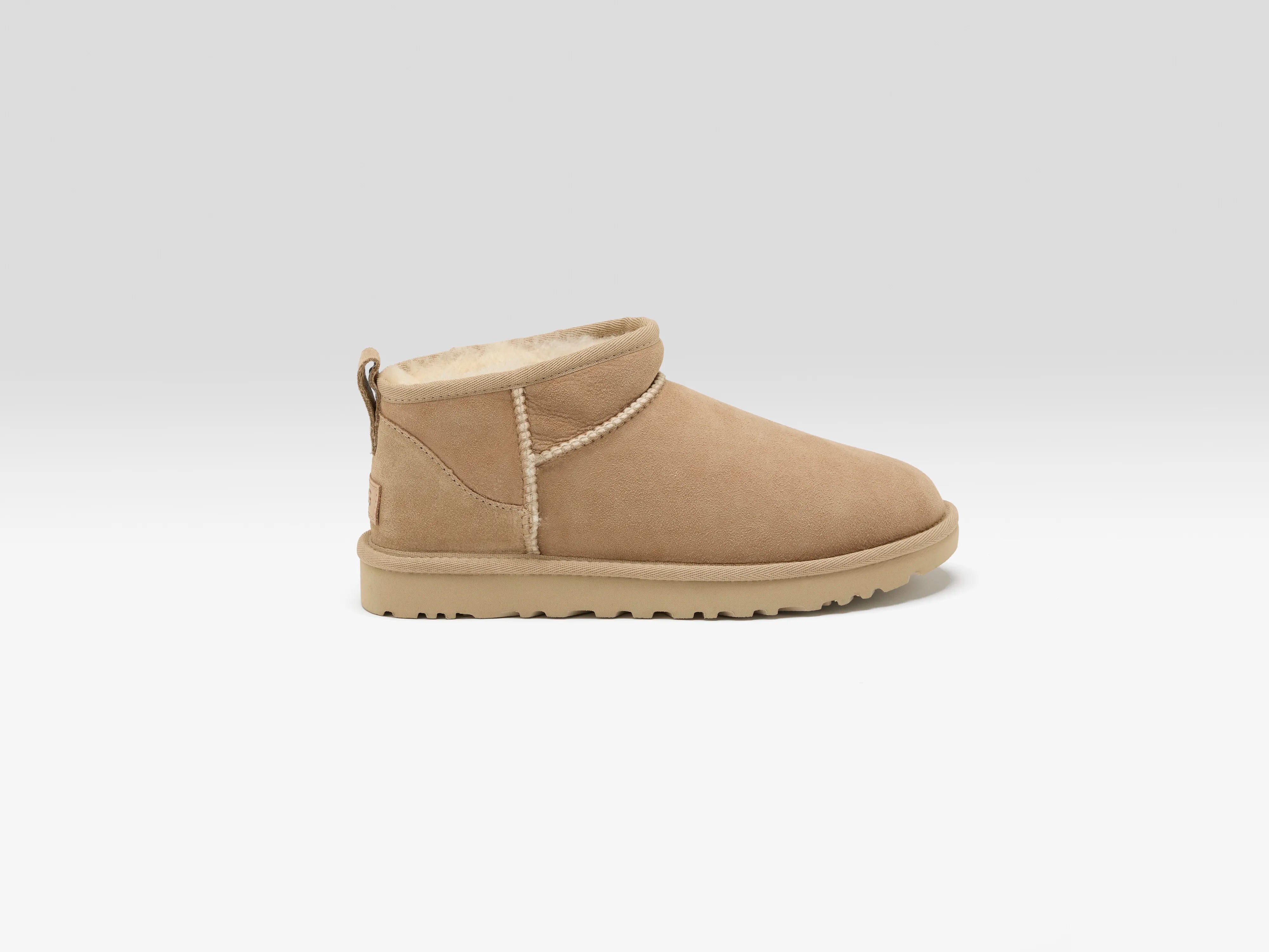 Classic Ultra Mini Boots voor Vrouwen (242 / W / SAND)