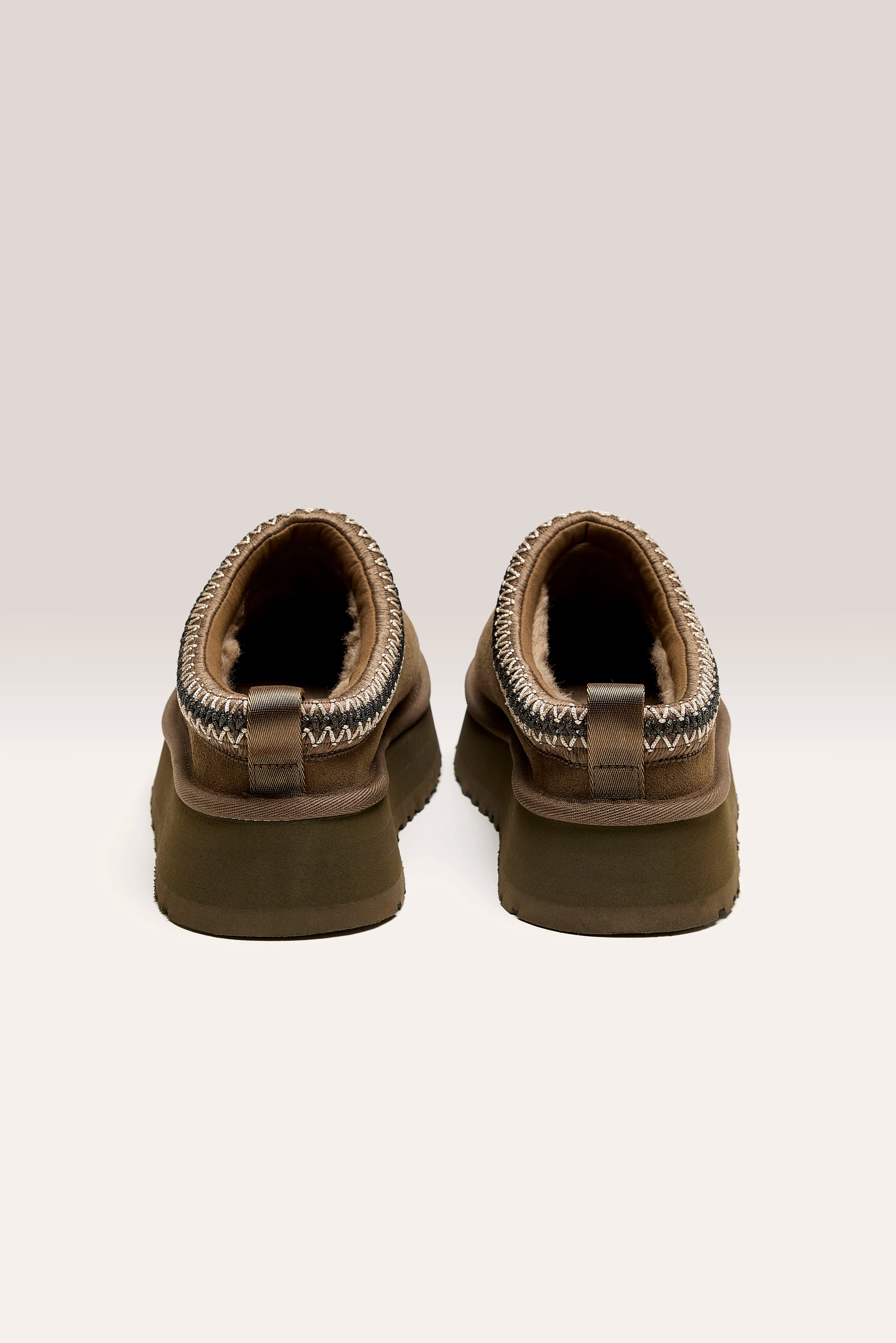 Tazz Slippers for Women (242 / W / BROWN)