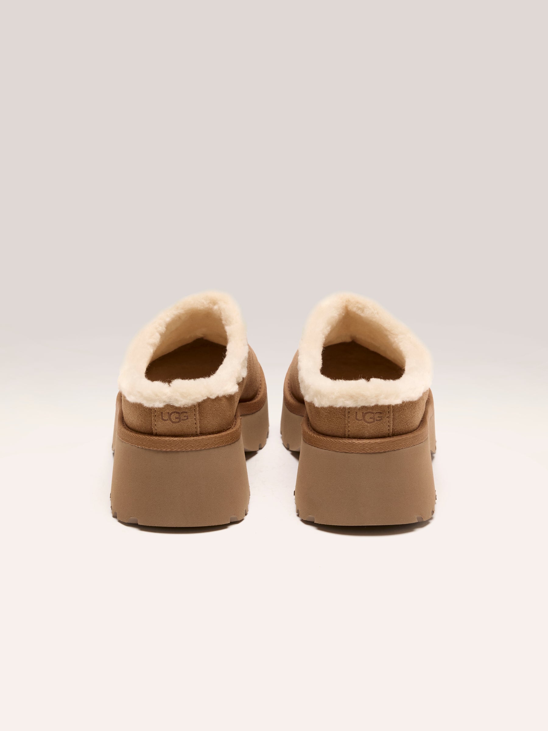 New Heights Cozy Clogs For Women (242 / W / CHESTNUT)