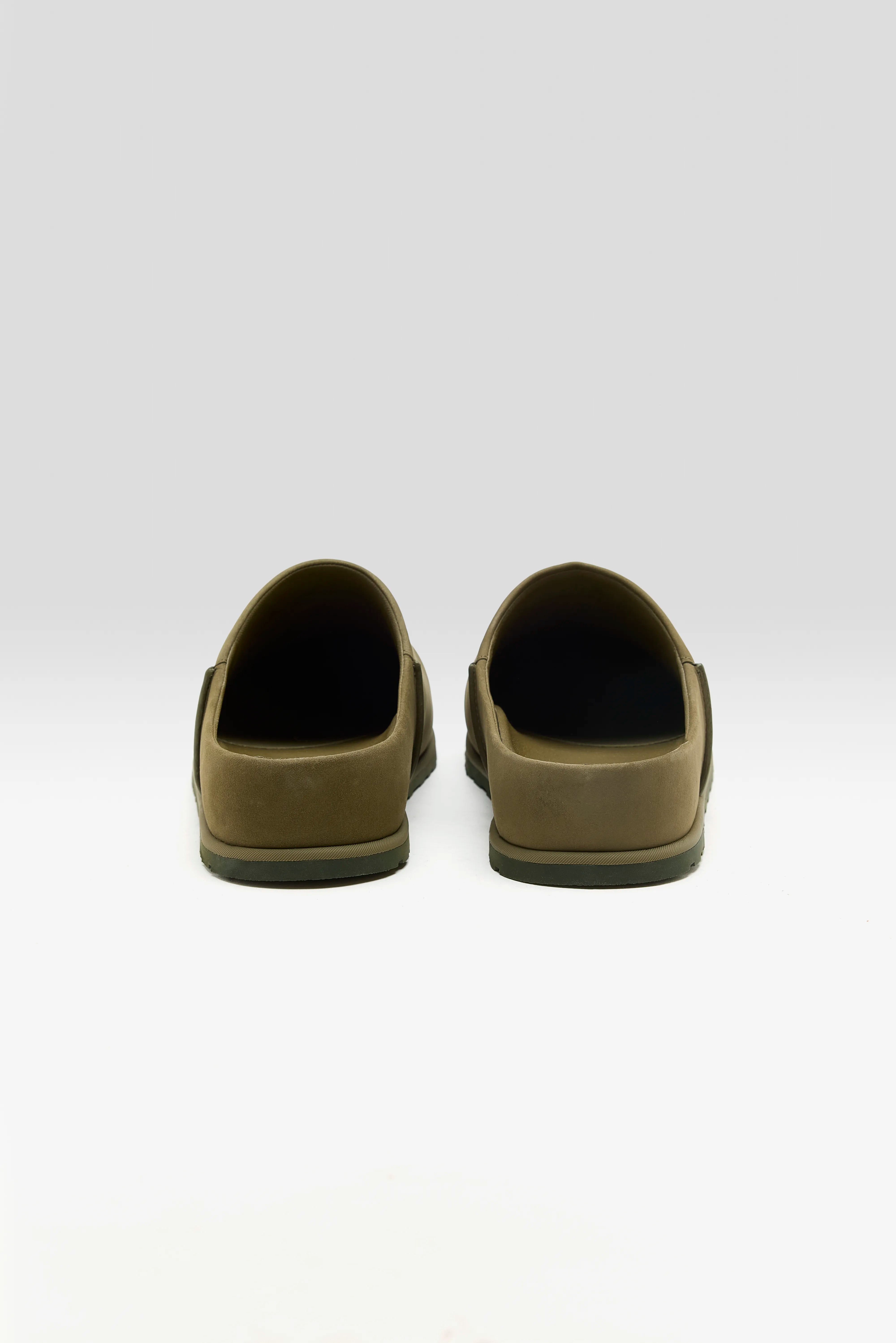 Otzo Clogs for Men  (261 / M / DARK OLIVE)