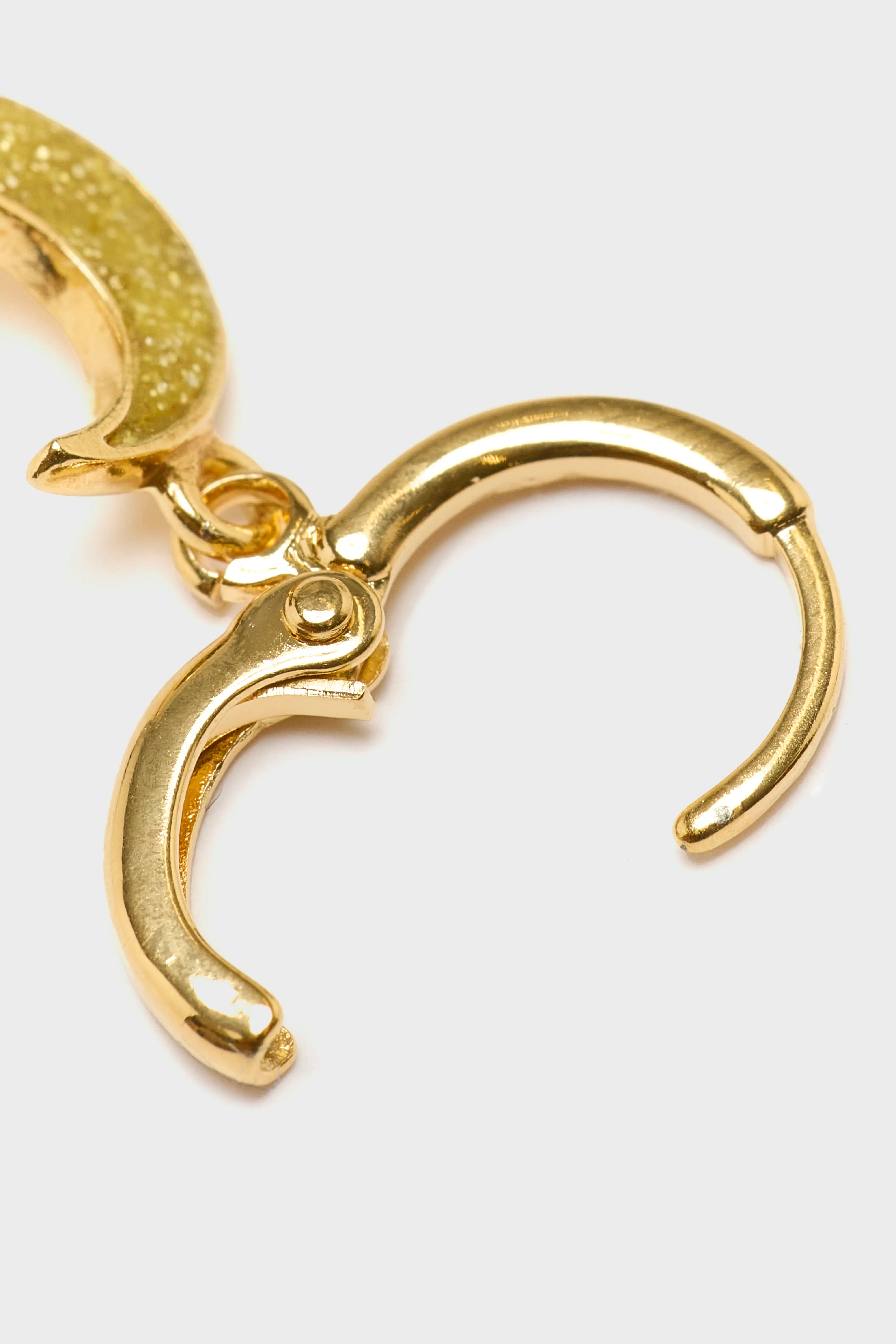 Luna Charm Earring (251 / W / GOLD)