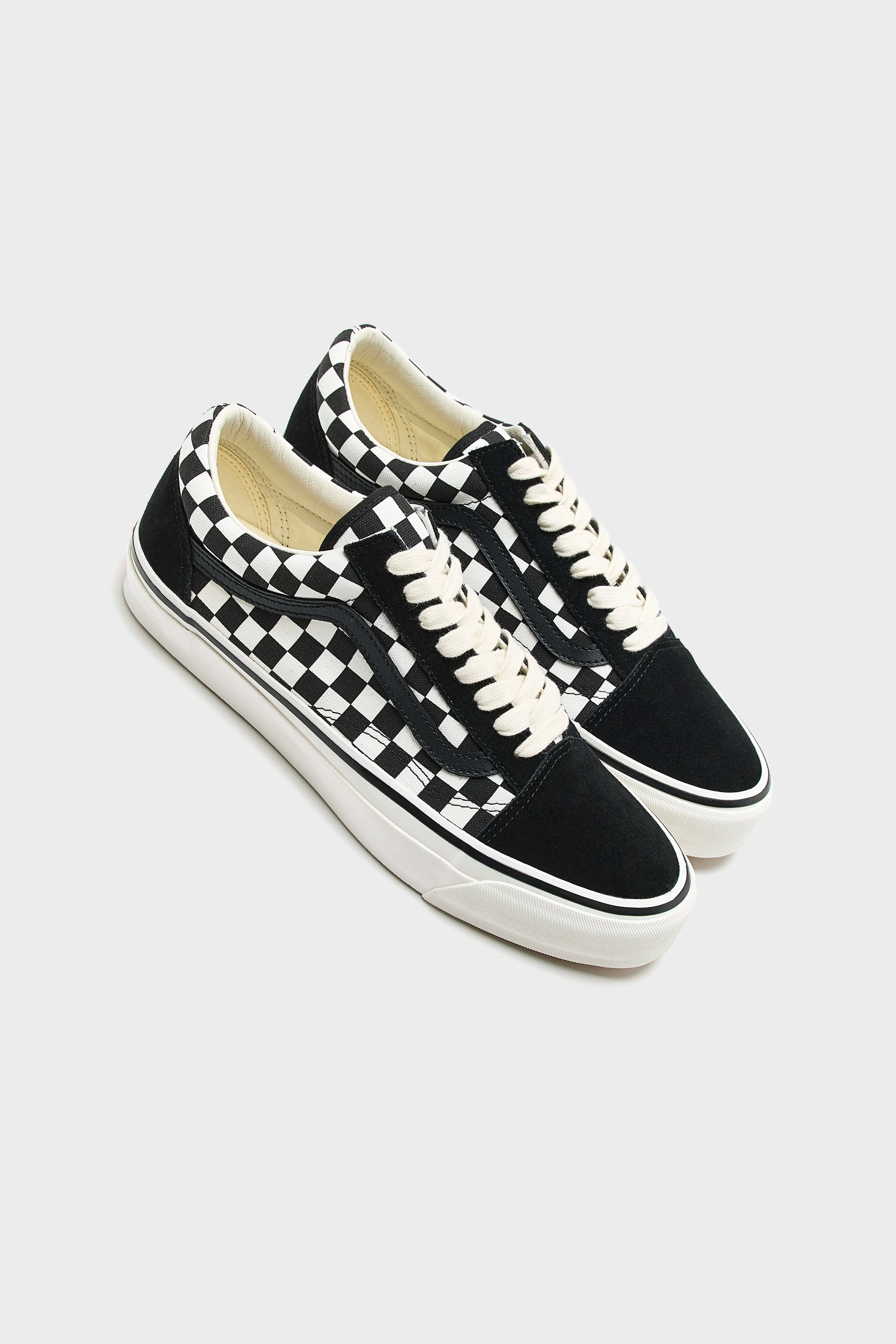 Premium Old Skool™ for Men  (251 / M / BLACK)