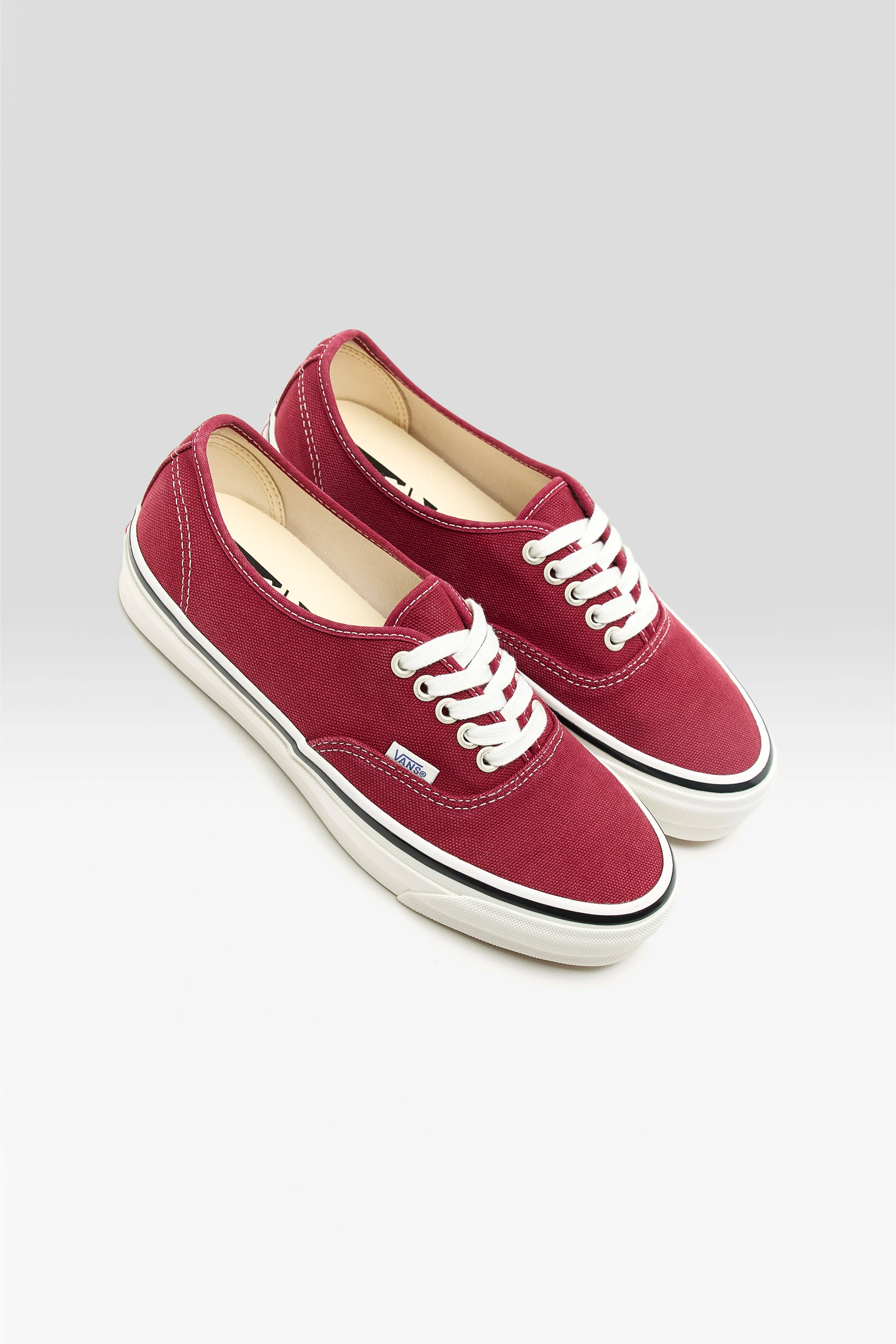 LX Authentic 44 for Women  (252 / W / RED)
