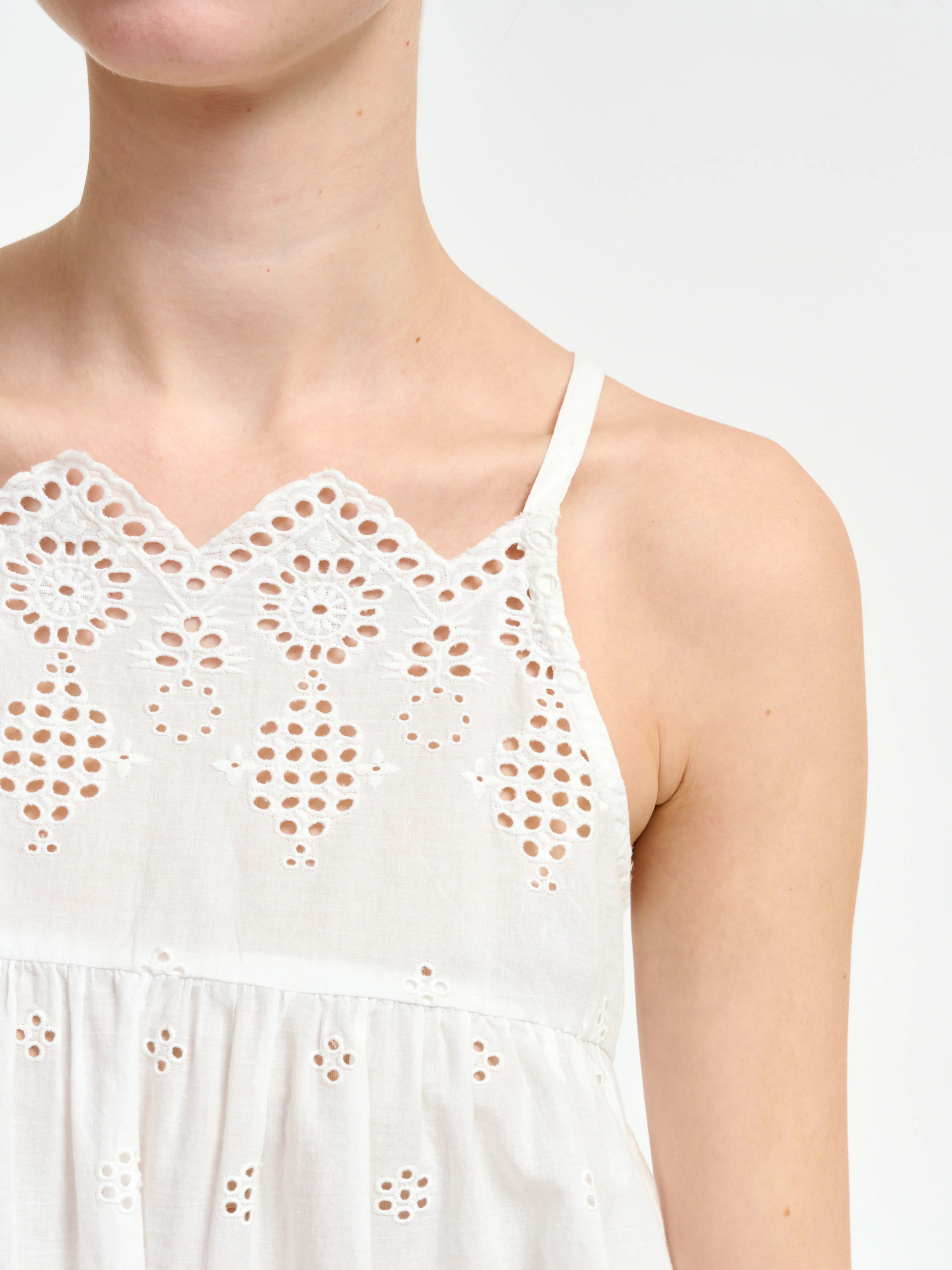 shiffli top (241 / W / WHITE)