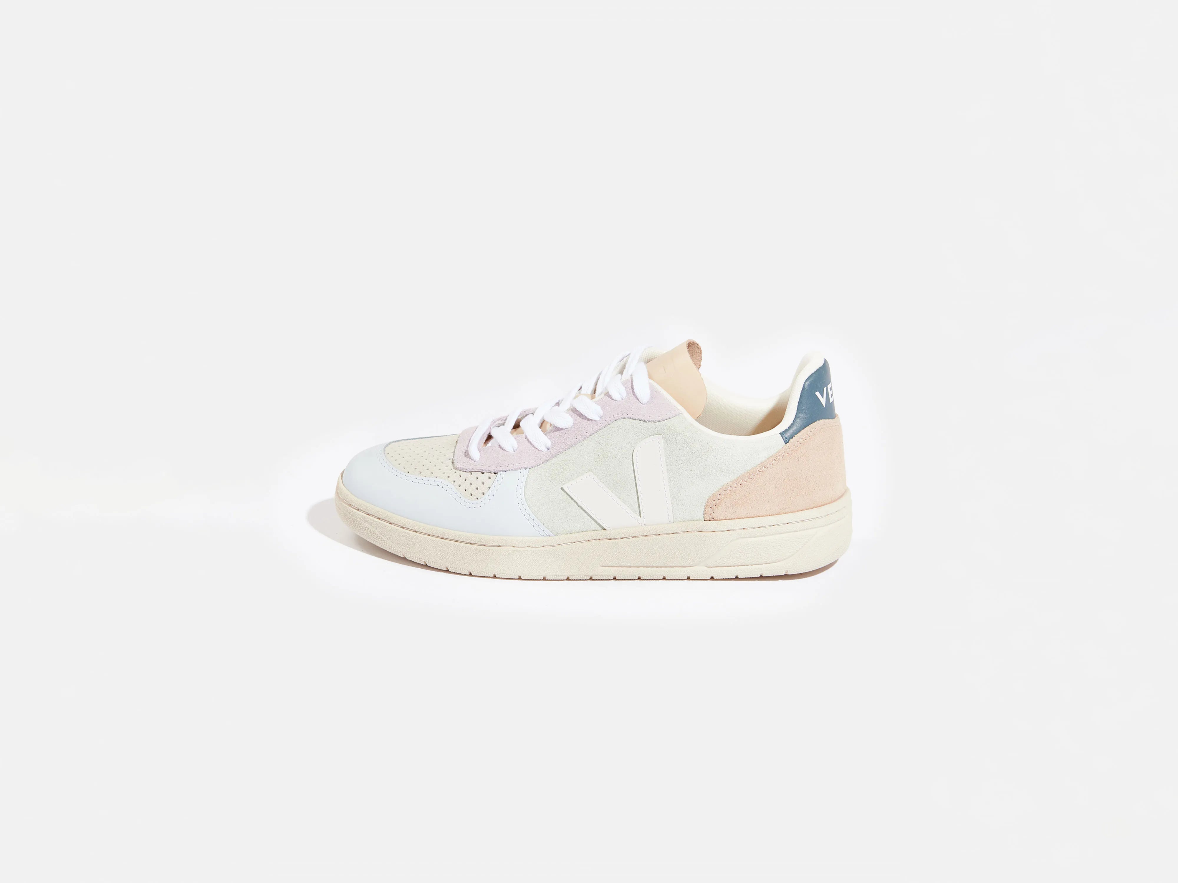 V-10 Suede Pour Femmes (232 / W / WHITE)