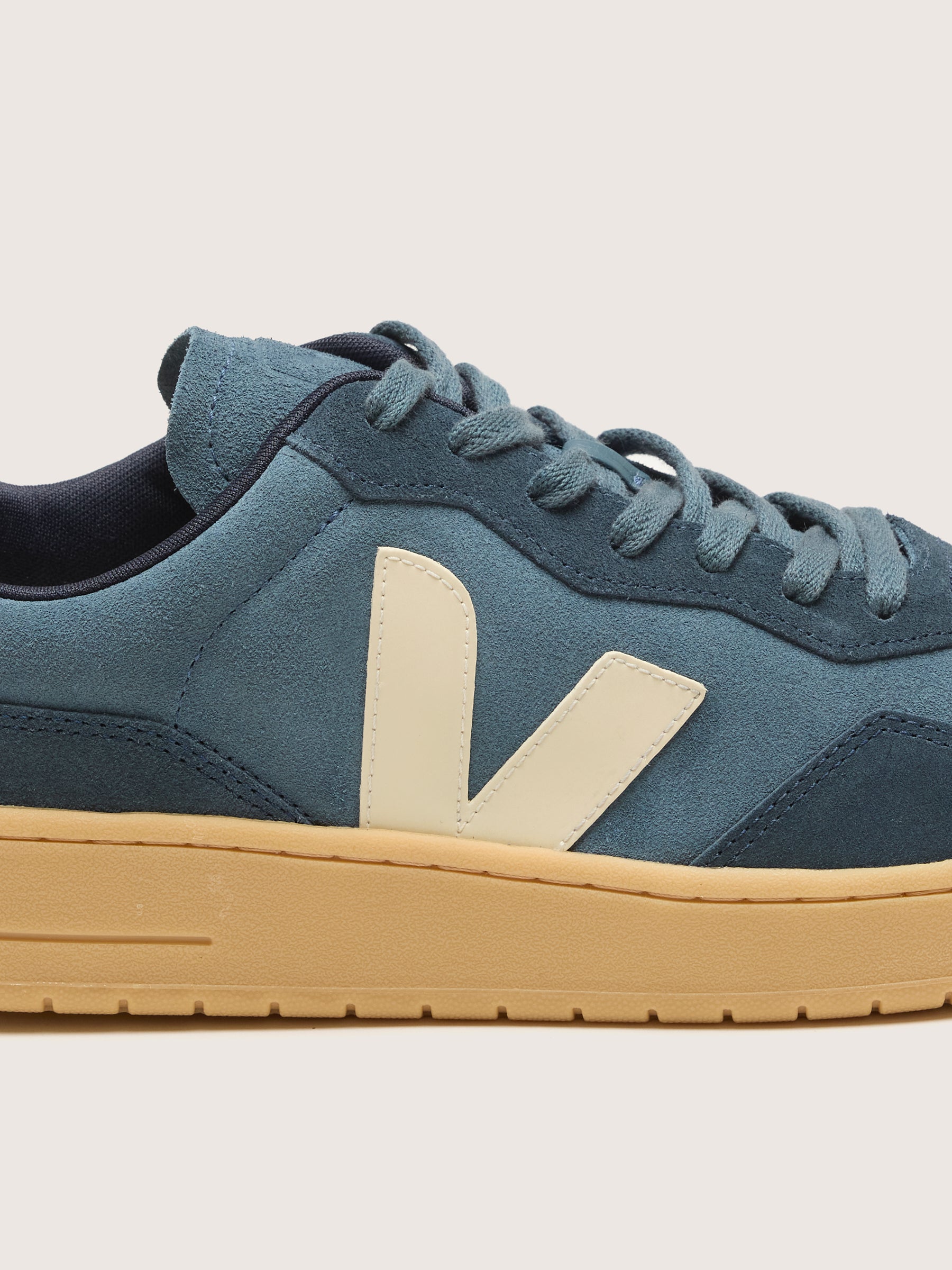 V-90 Suede For Men (242 / M / BLUE)