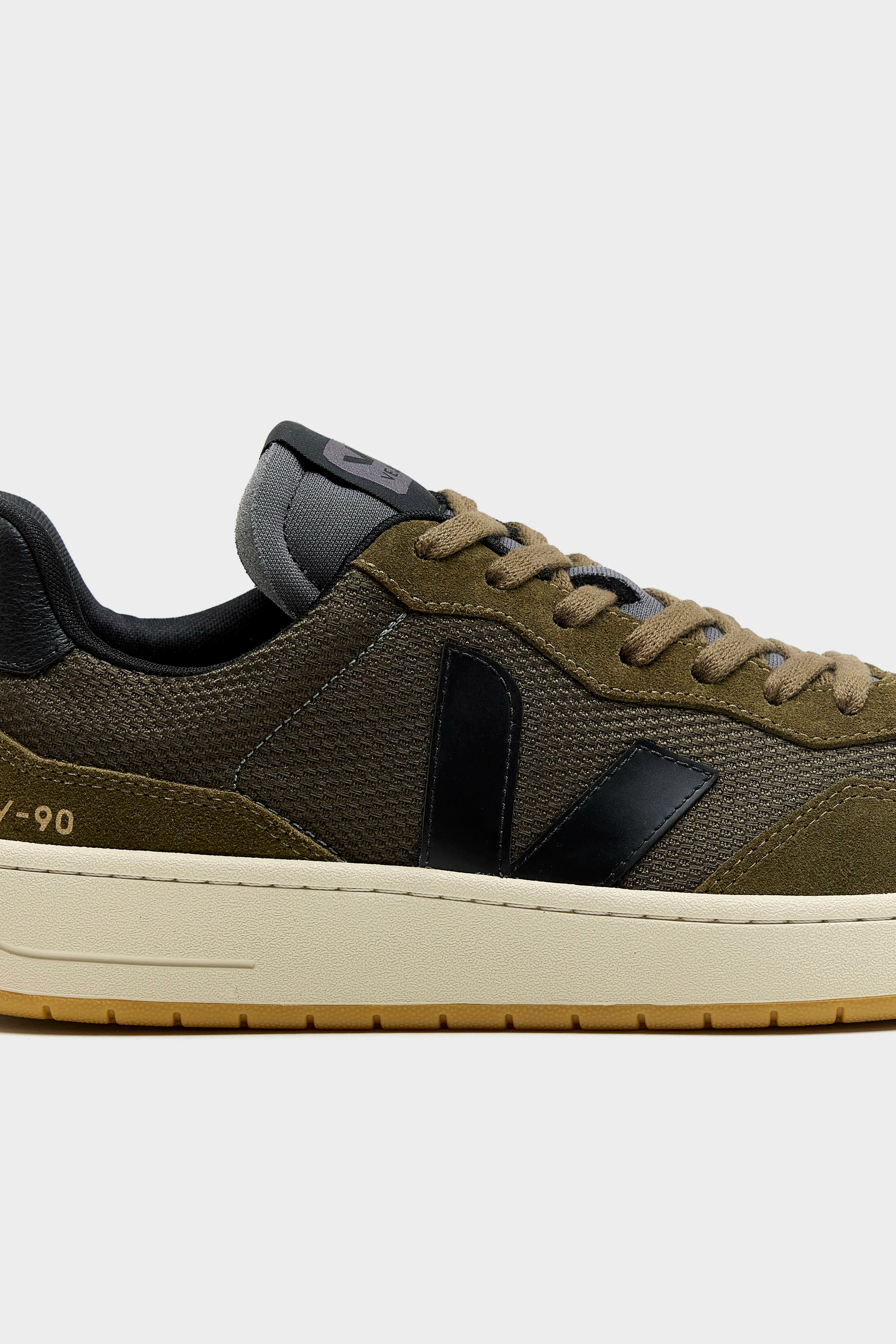 V-90 pour Homme (262 / M / OLIVE)