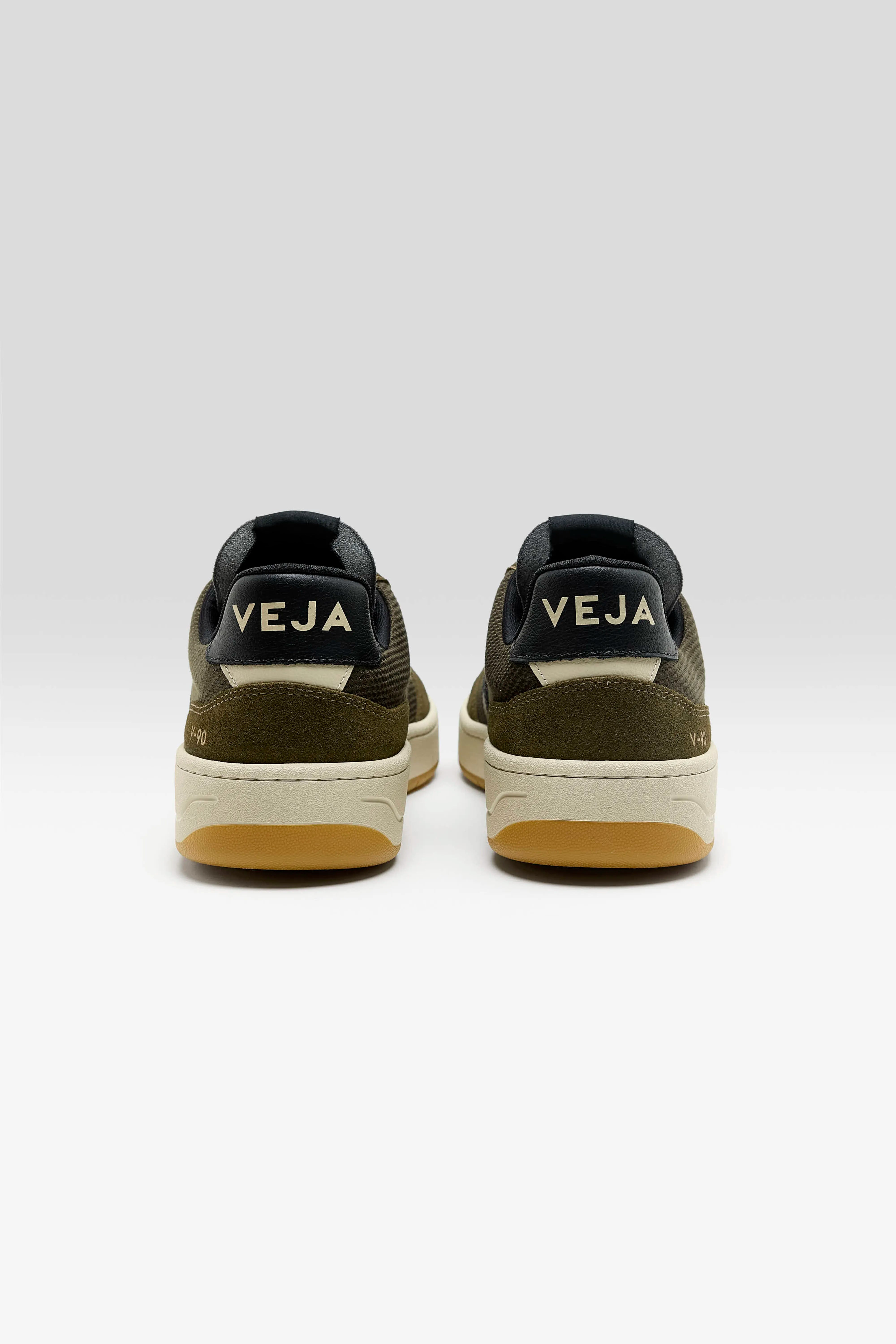 V-90 pour Homme (262 / M / OLIVE)