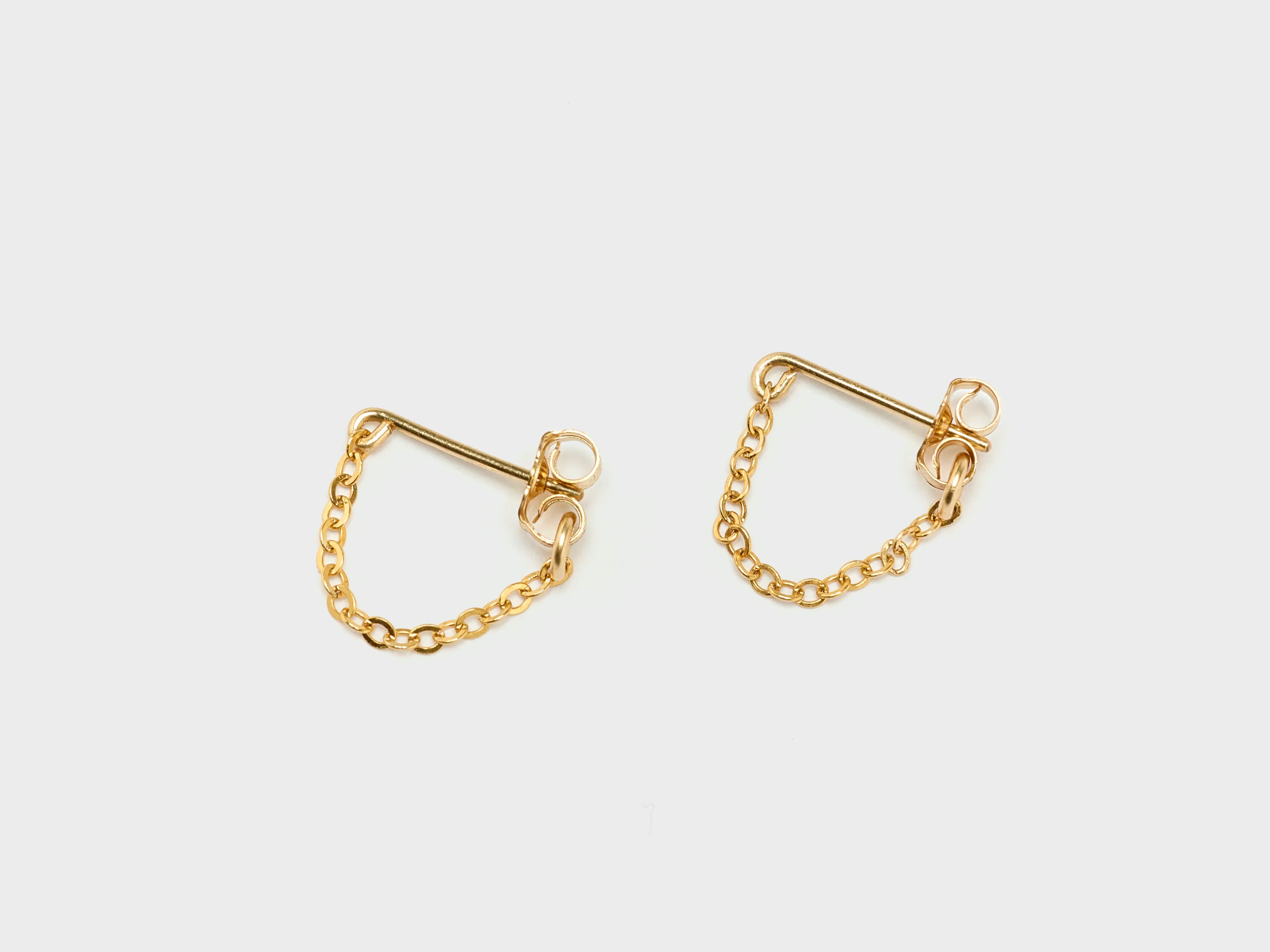 Essential Chain Earrings (242 / W / GOLD)