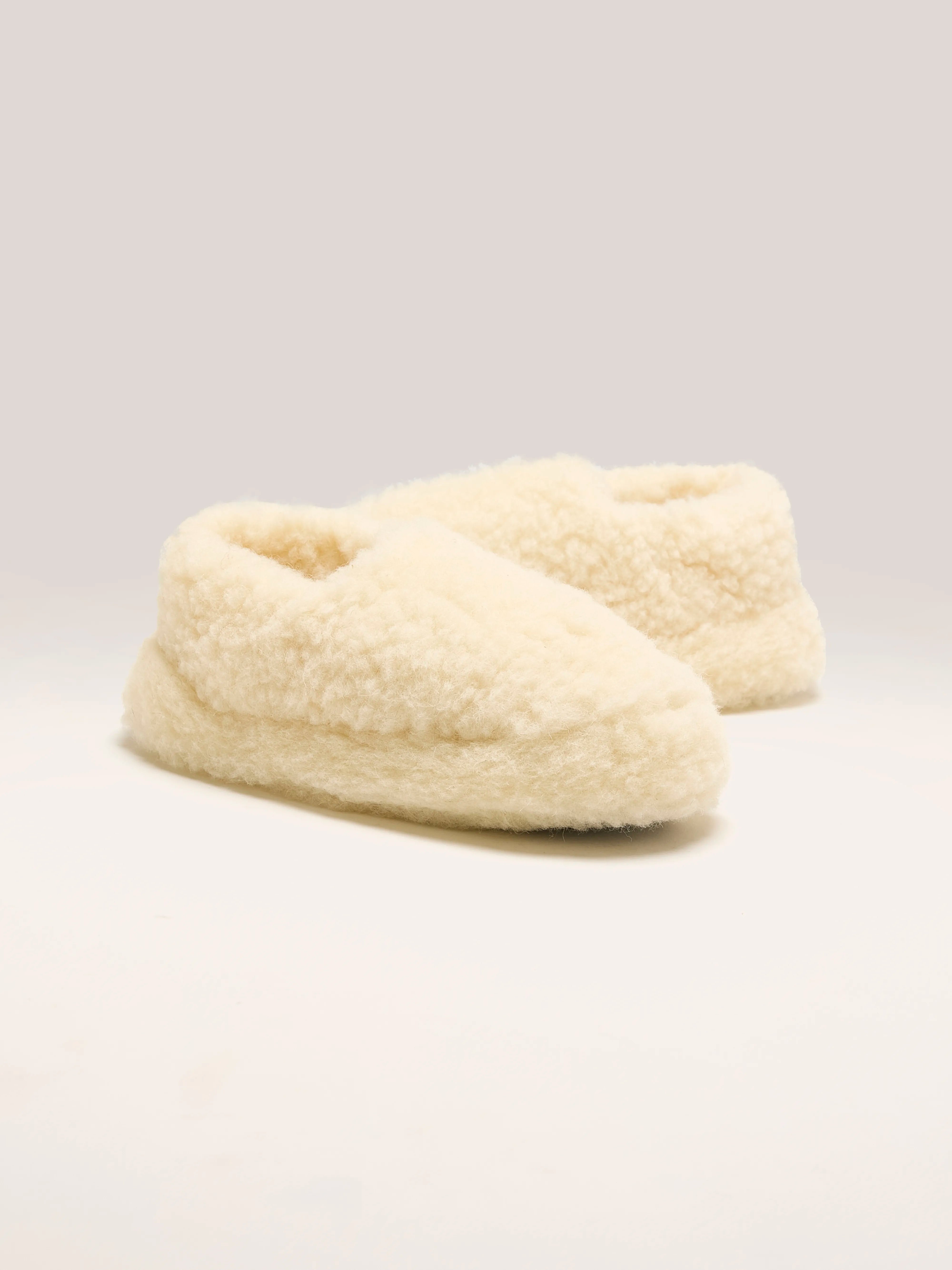 Siberian Slippers (242 / W / NATURAL)