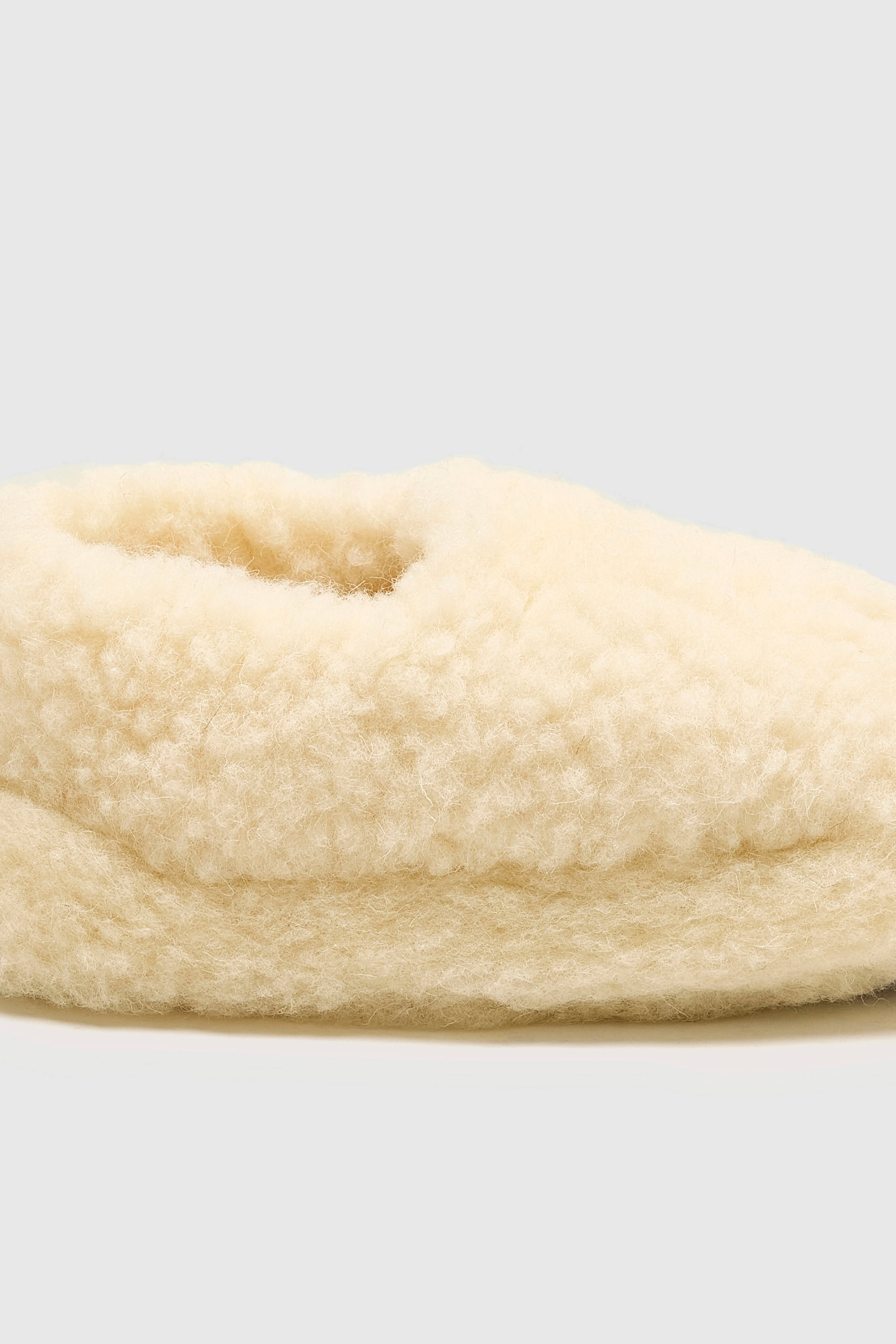 Siberian Slippers (242 / W / NATURAL)