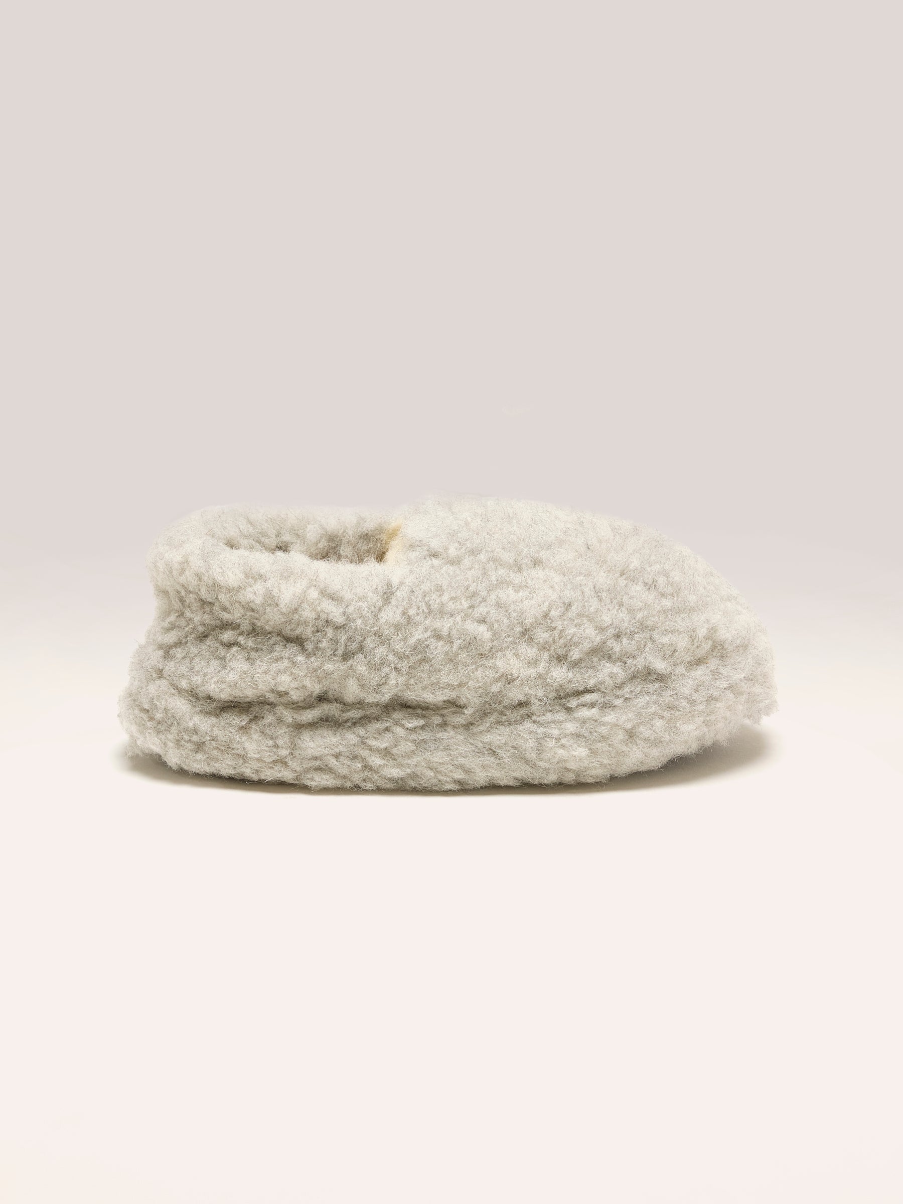 Siberian Slippers (242 / W / LIGHT GREY)