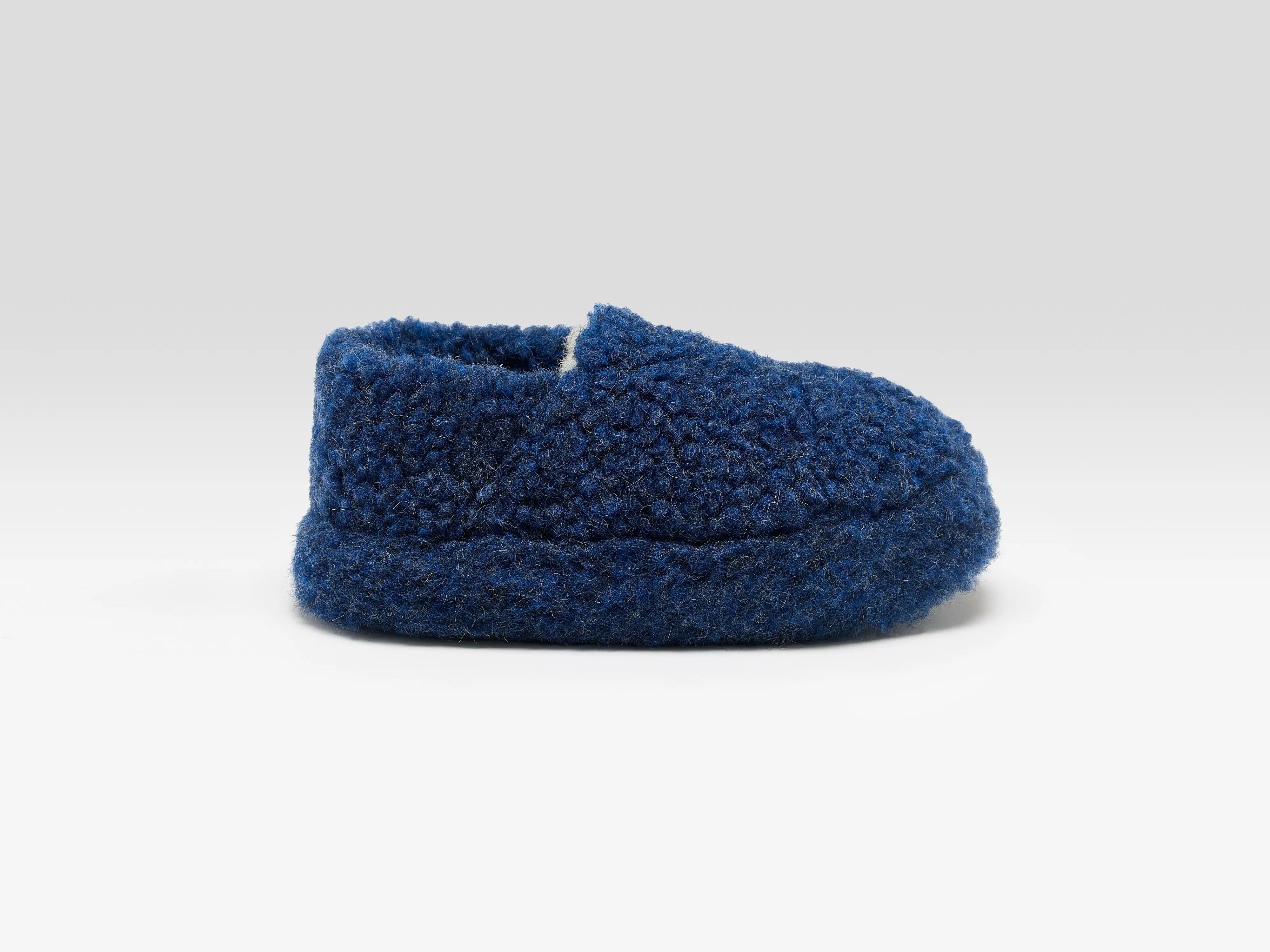 Siberian Slippers  (252 / W / BLUE)