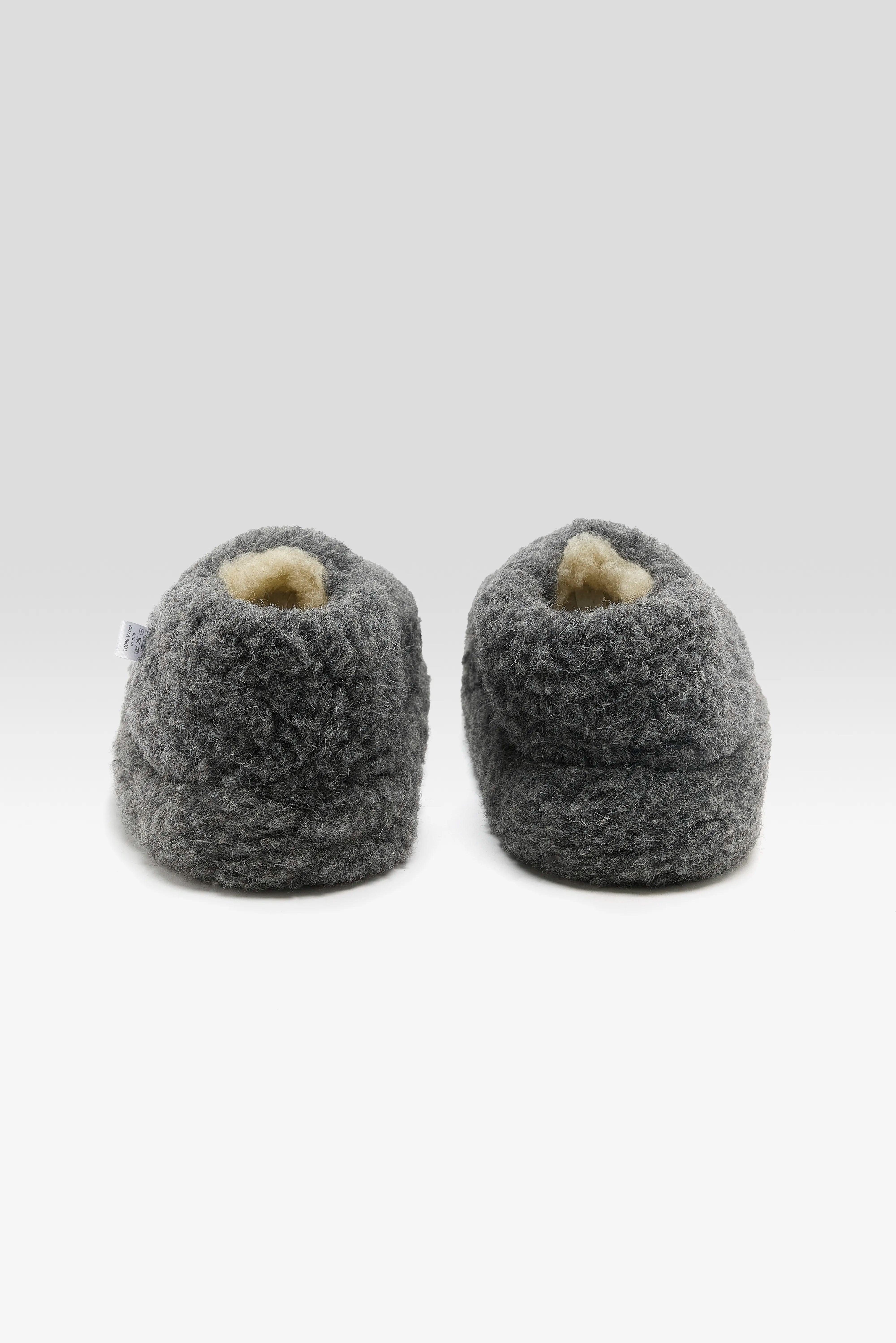 Siberian Slippers  (252 / W / GREY)