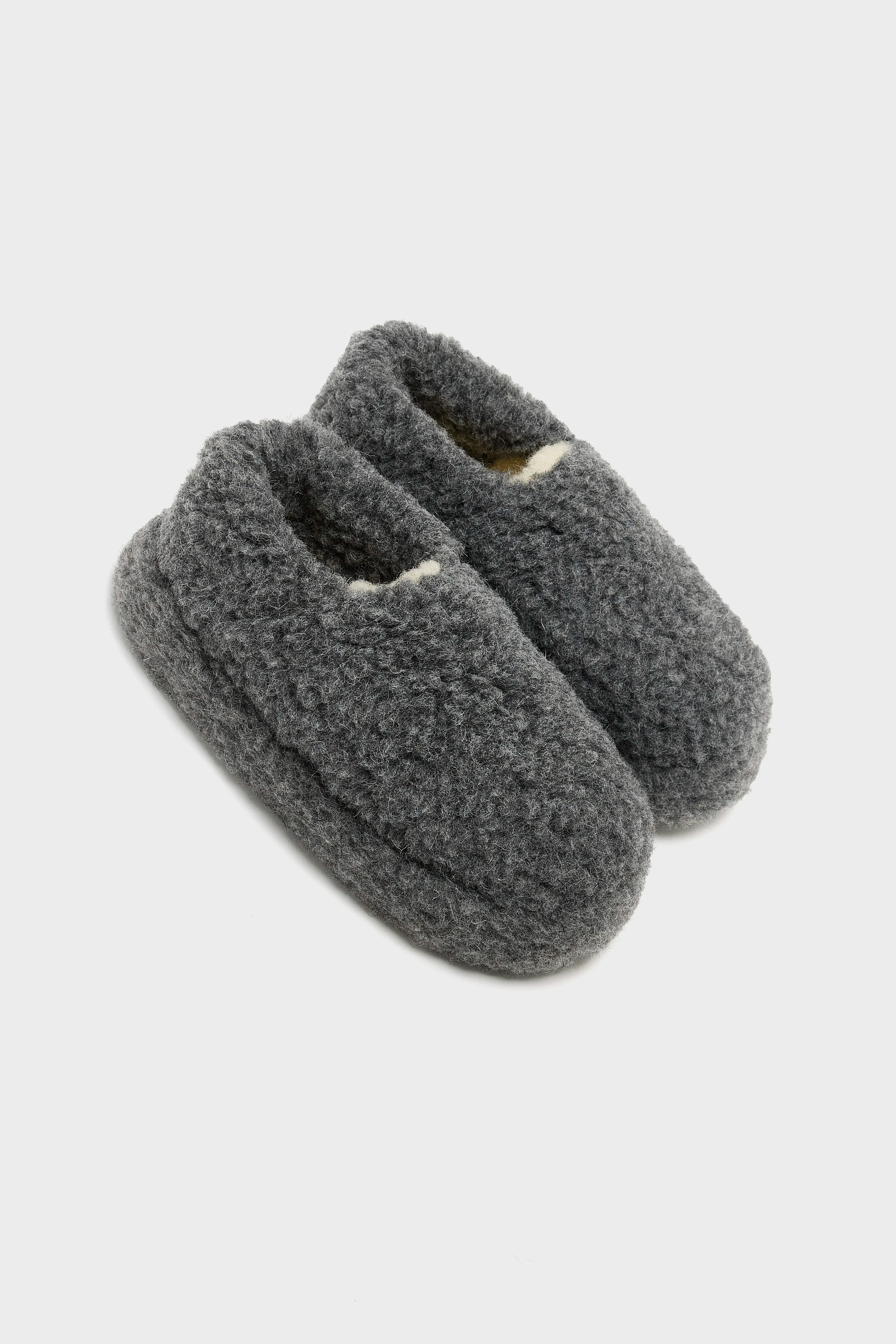 Siberian Slippers  (252 / W / GREY)